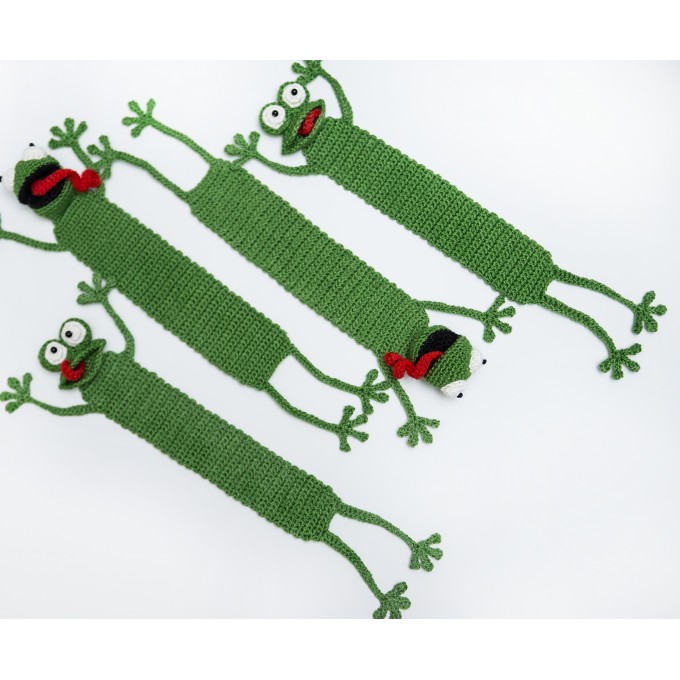  Crochet bookmark frog - unique 3D Kids reader gift. Funny & unique animal for all ages